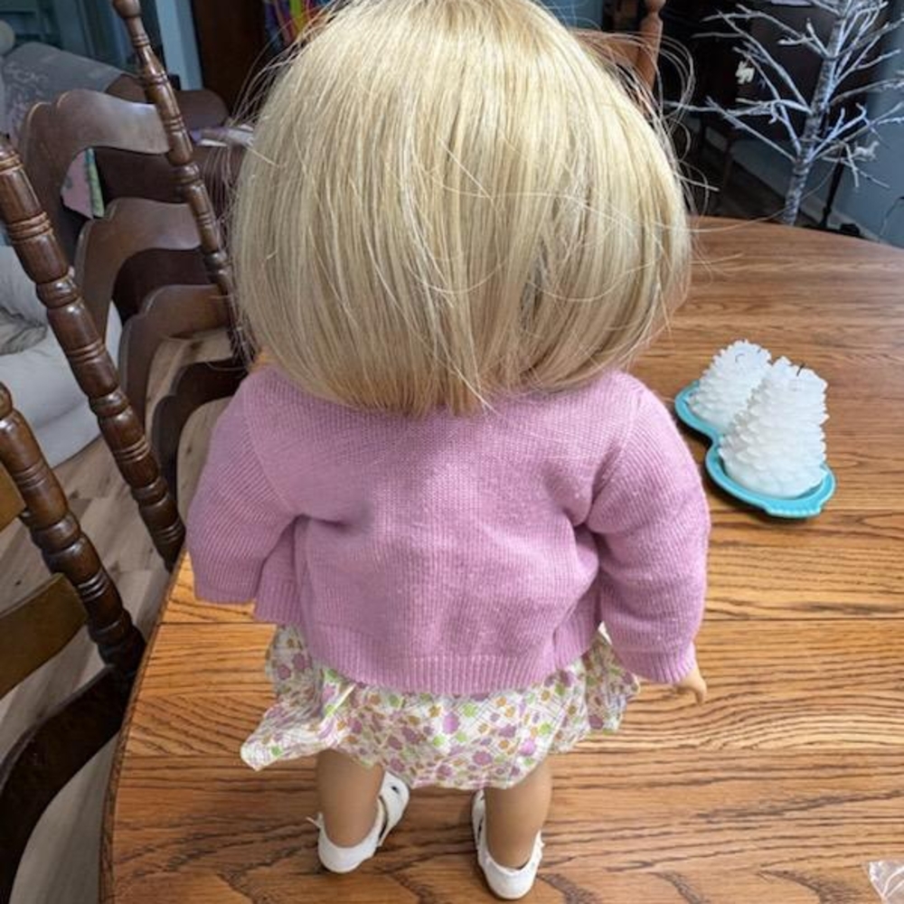American Girl Kit doll with outfits; 2015, good used condition - Picture 4 of 5
